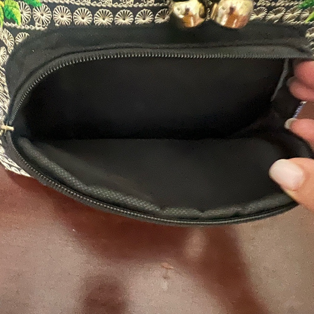 Floral Embroidered Backpack - Picture 9 of 9
